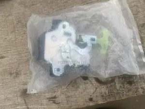 Toyota Corolla 2014-2017 Boot Locker