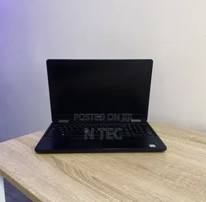 Laptop Dell Latitude 5590 16GB Intel Core I5 SSD 256GB