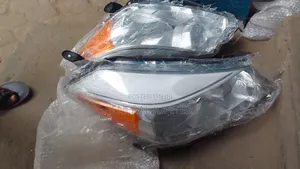 Toyota Vitz/Yaris 2011,2012,2013,2014 Headlight Pair(Yellow)