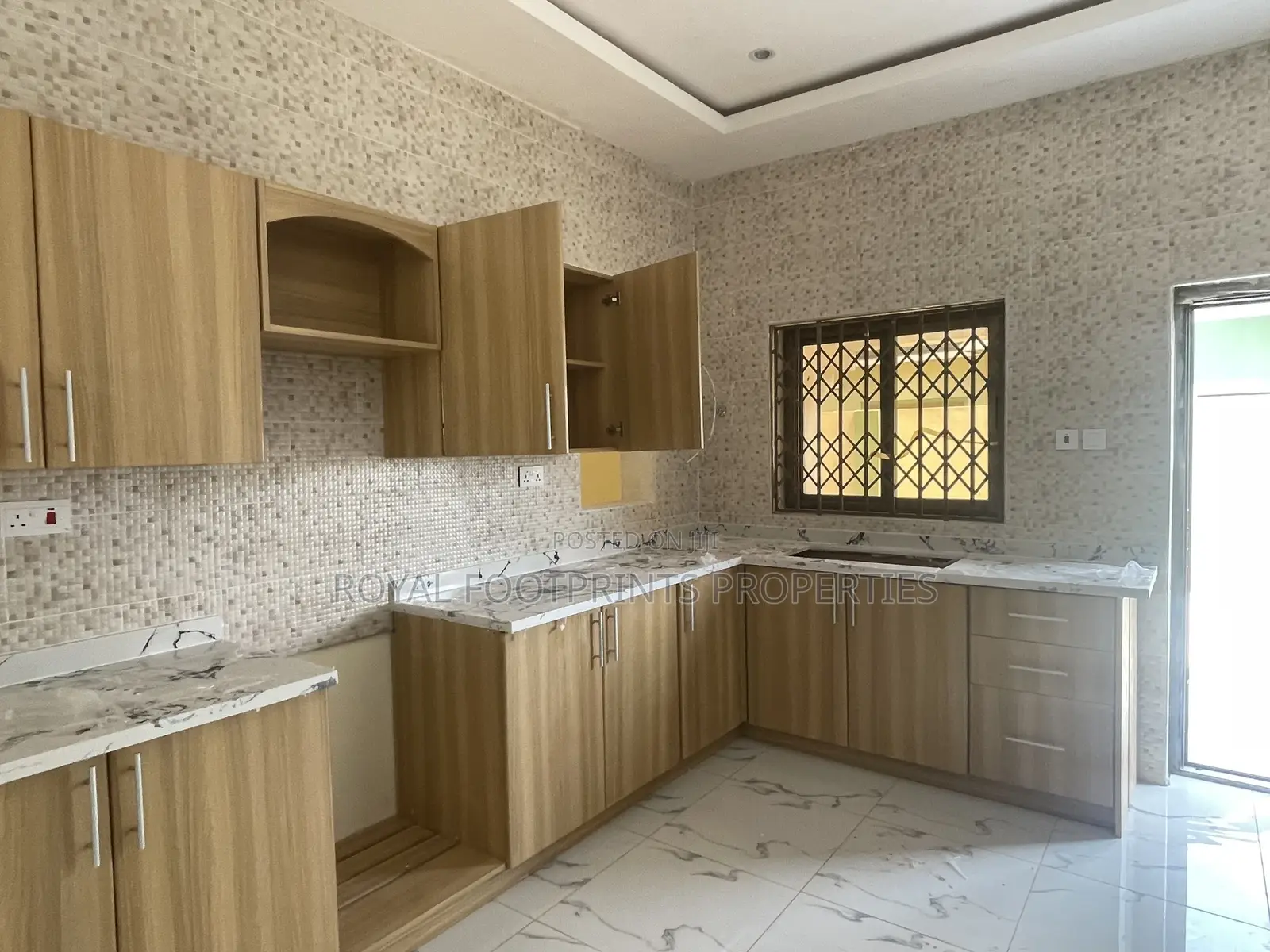 3bdrm House in Royal Footprints, Ashaley Botwe for sale