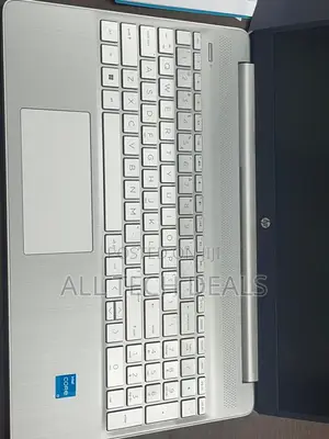 New Laptop HP 15s 8GB Intel Core I3 SSD 512GB