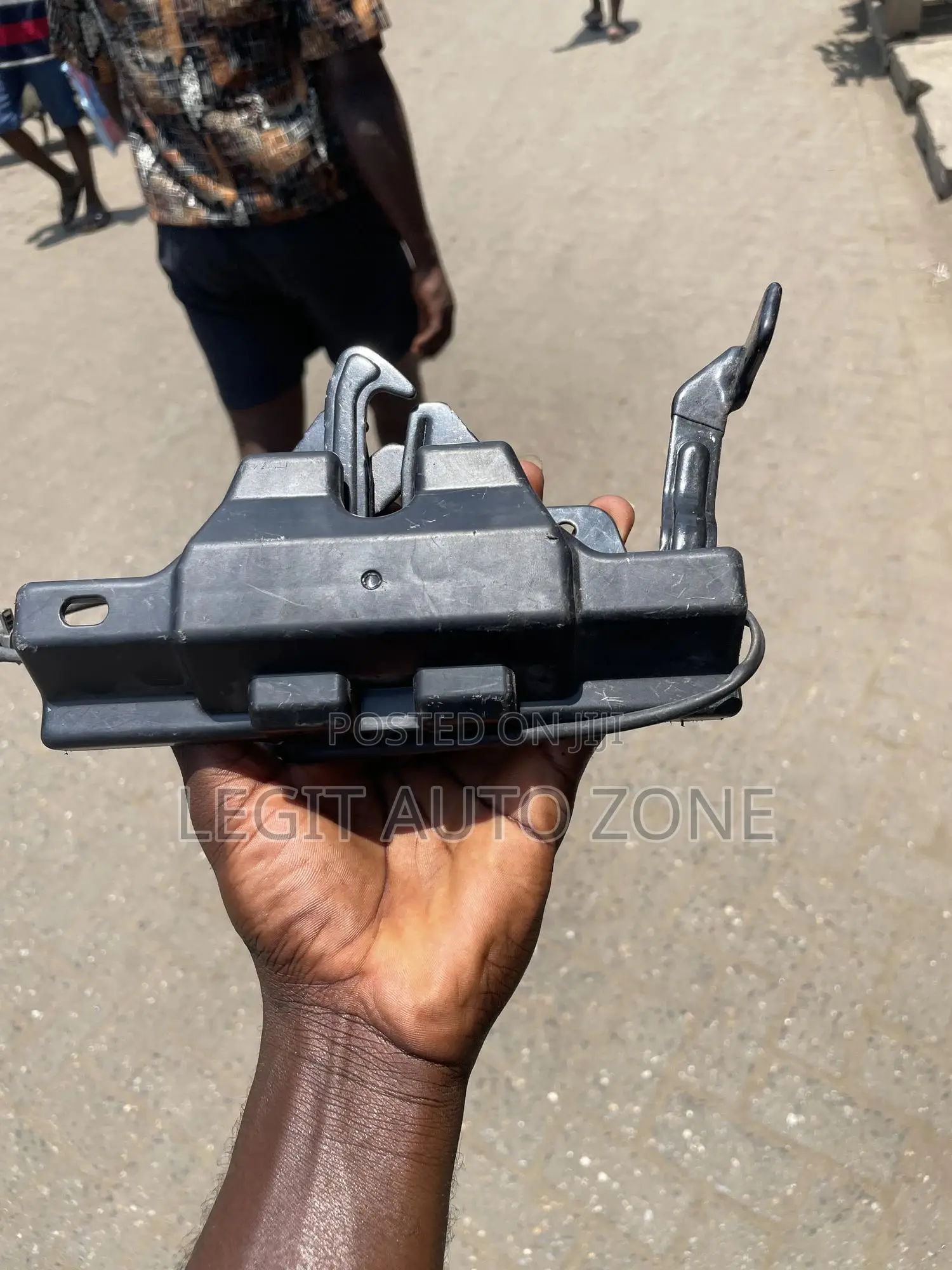 Hyundai Sonata 2017 Bonnet Locker Sensor