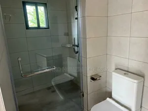 3bdrm Townhouse / Terrace in Bronko Housing, North Legon for rent