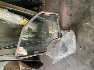 Range Rover Sport Door Glass 2023 2024