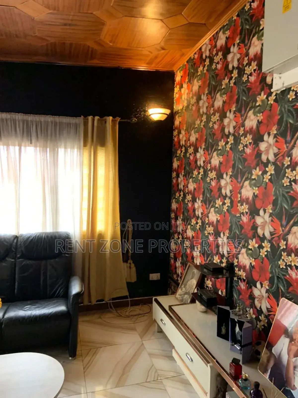 5bdrm House in Ashomang Estate for sale