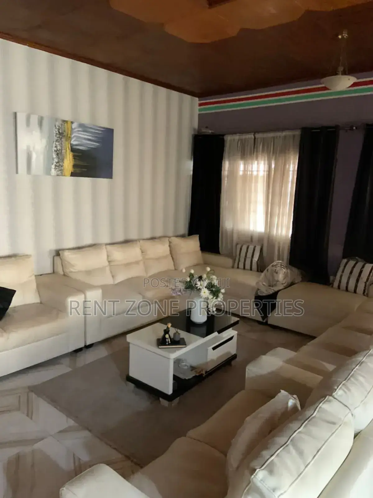 5bdrm House in Ashomang Estate for sale