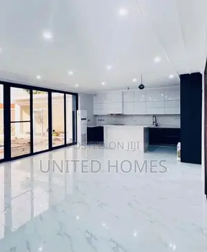 Furnished 11bdrm Mansion in Cantonments for sale