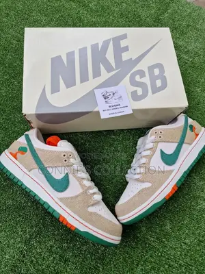 Nike Dunk Low Sb