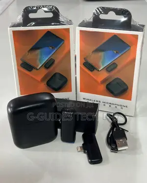 J11 iPhone Wireless Microphone With Charging Case