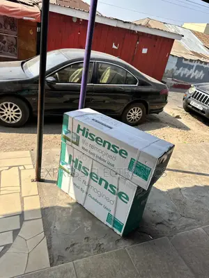 Hisense Split R410 Gas Air Conditioner 1.5hp AC White