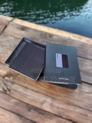 New Samsung Galaxy Z Fold 5 256 GB Gray