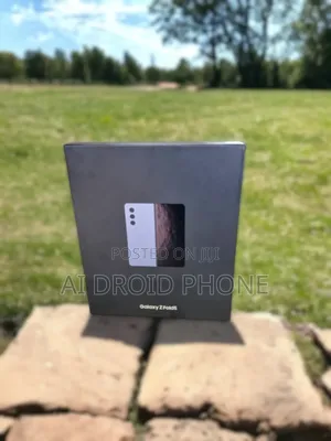 New Samsung Galaxy Z Fold 5 256 GB Gray