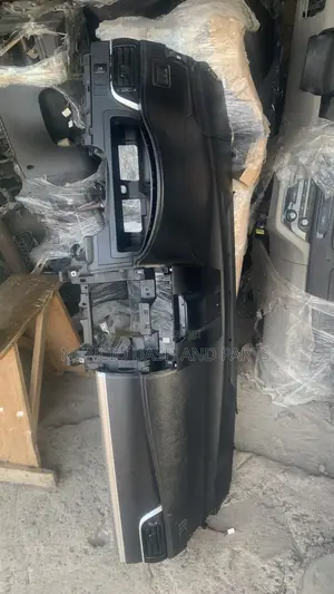 Toyota Camry (Spider) 2013 Top Dashboard