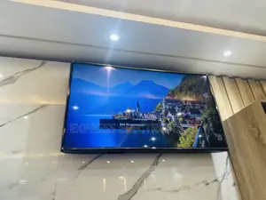 Slim Sleek UHD Smart Lg 65”UR73