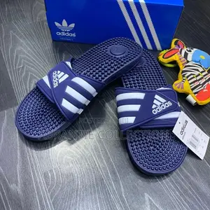 Adidas Massenger