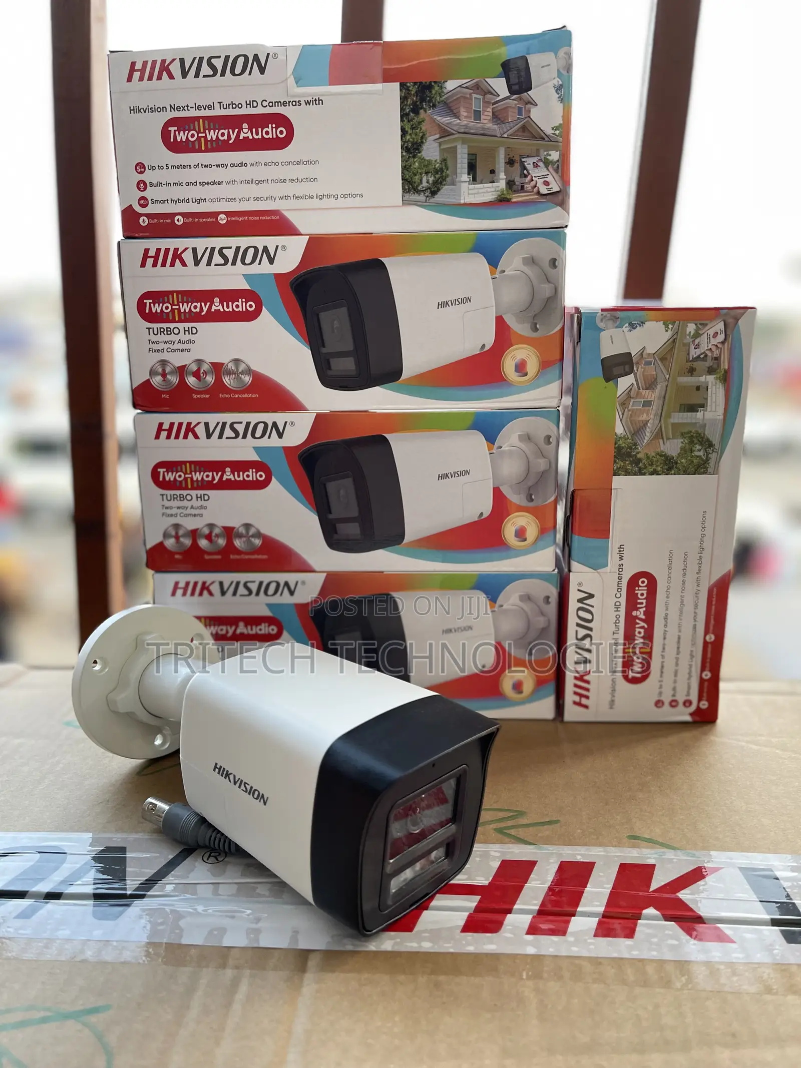 Hikvision Colorvu 2mp Two Way Audio Siren Outdoor Camera