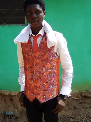 Job With Accomodation and a Good Salary