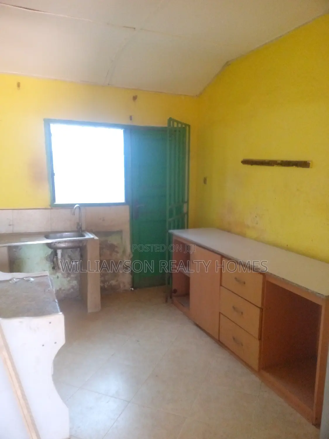 2bdrm Apartment in Tempo Estate for rent