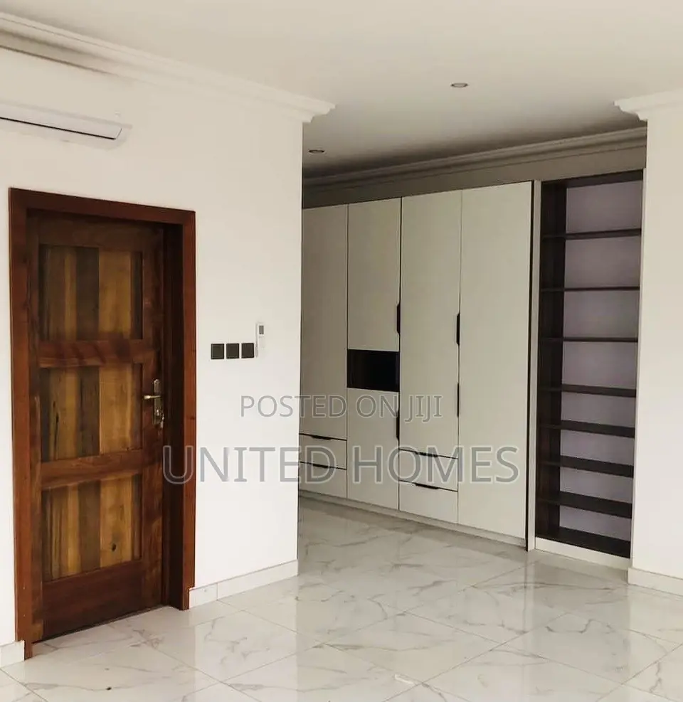 3bdrm House in East Legon for rent