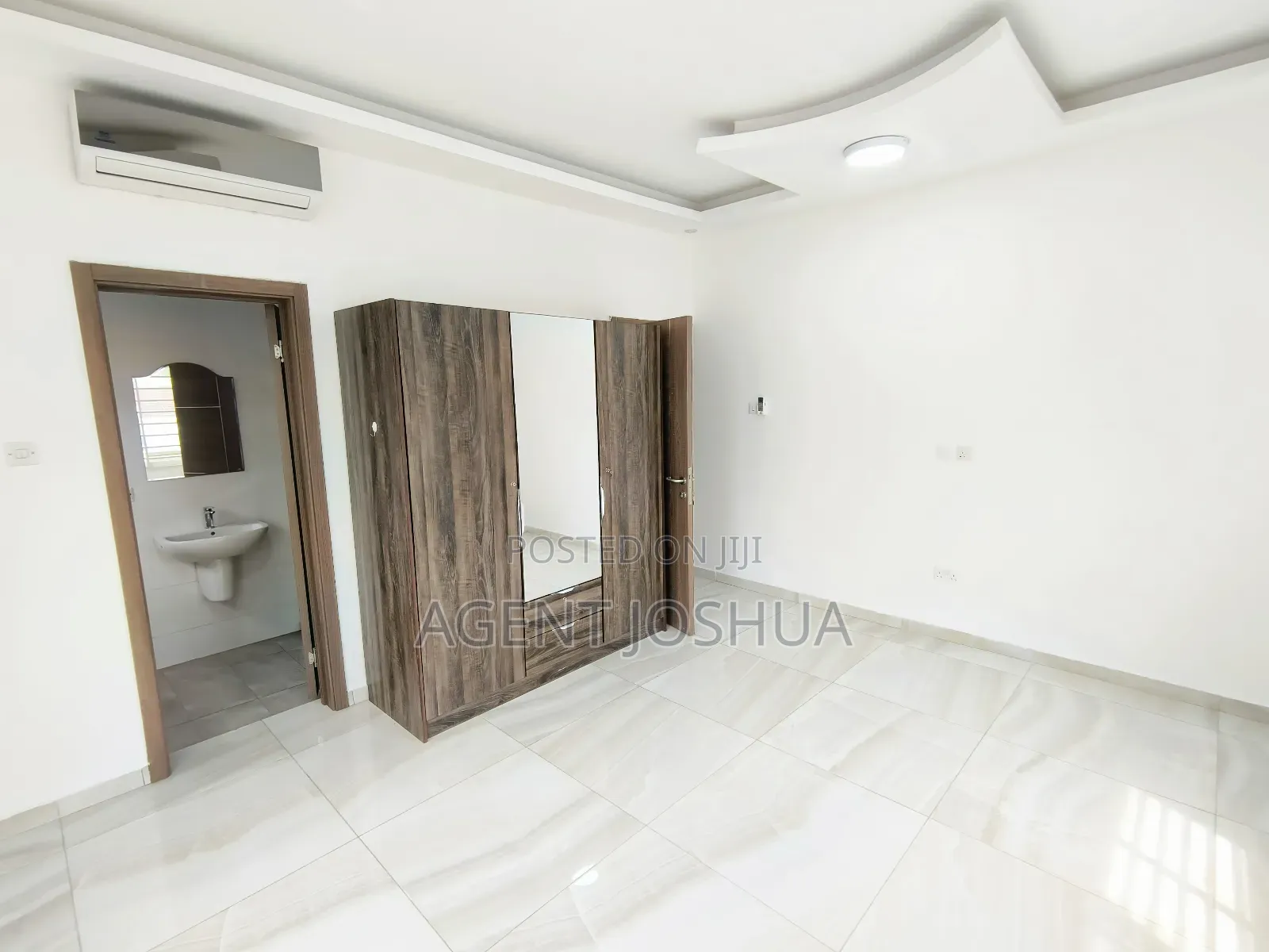 4bdrm House in Manet Court Estate, Airport Residential Area for rent