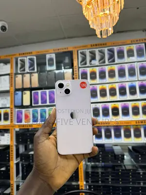 New Apple iPhone 13 128 GB White