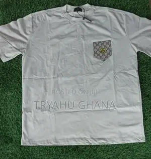 Elegant Fashion Style Gucci Round Neck for Sale at Tryahu