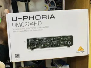 Quality Behringer U-Phoria UMC204HD USB Audio Interface