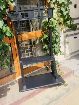 Brand New Heavy Duty Mobile Tv Stand With Wheels for 32-100”