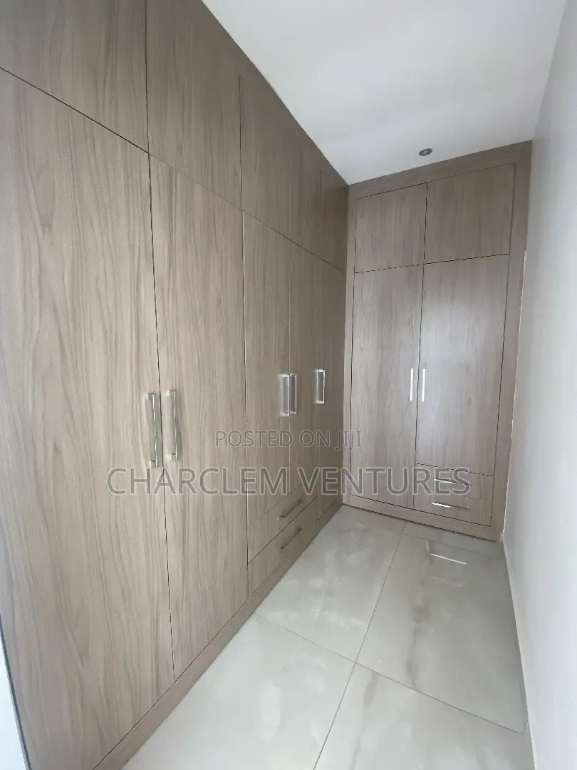 4bdrm Townhouse / Terrace in Charclem Ventures, Cantonments for rent