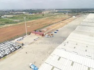 500 Sqm.Warehouse for Rent at Tema