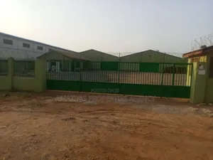 1000sqm Warehouse for Rent at Community 19