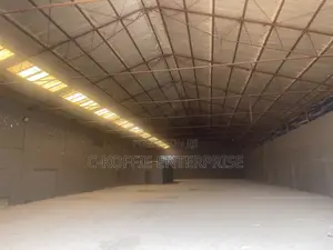 700sqm Warehouse at Tema-Valco for Rent