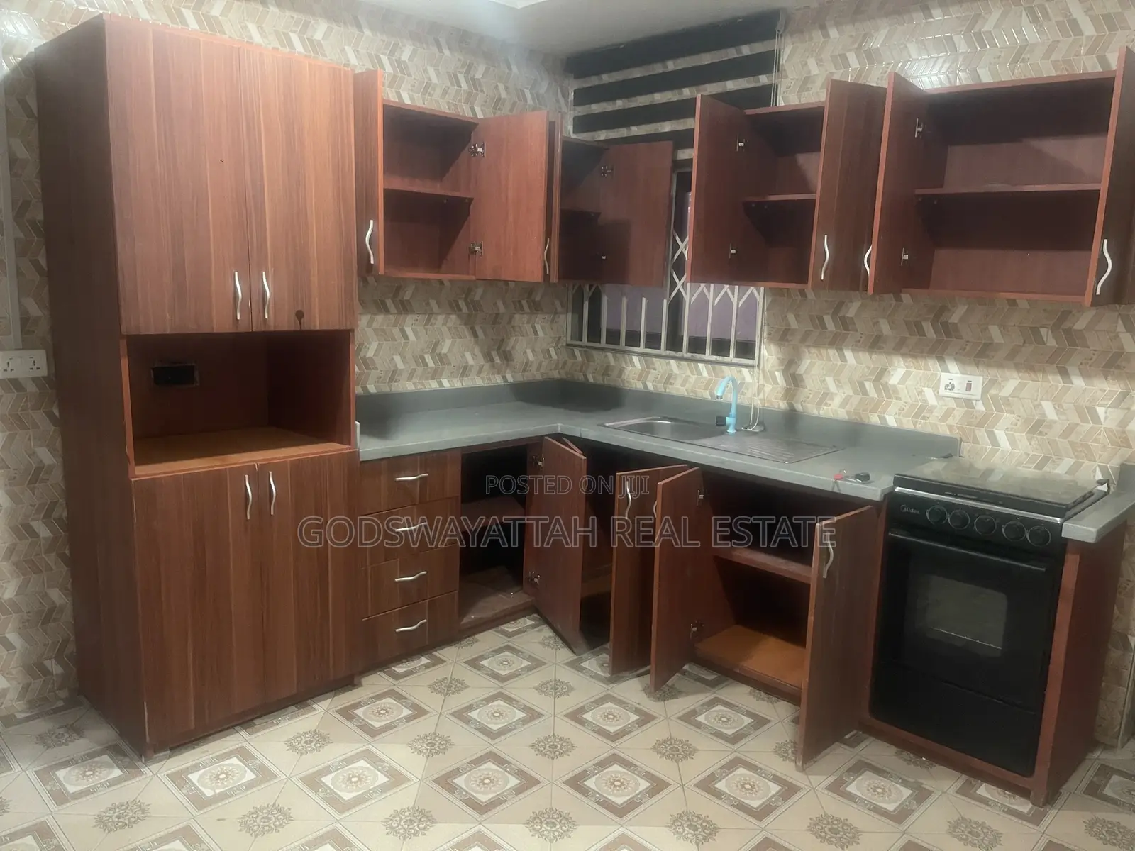 3bdrm House in East Legon, Adjiriganor for rent