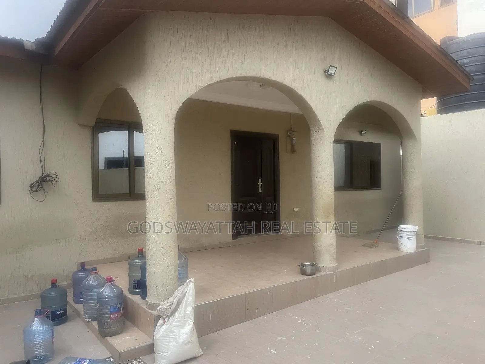3bdrm House in East Legon, Adjiriganor for rent