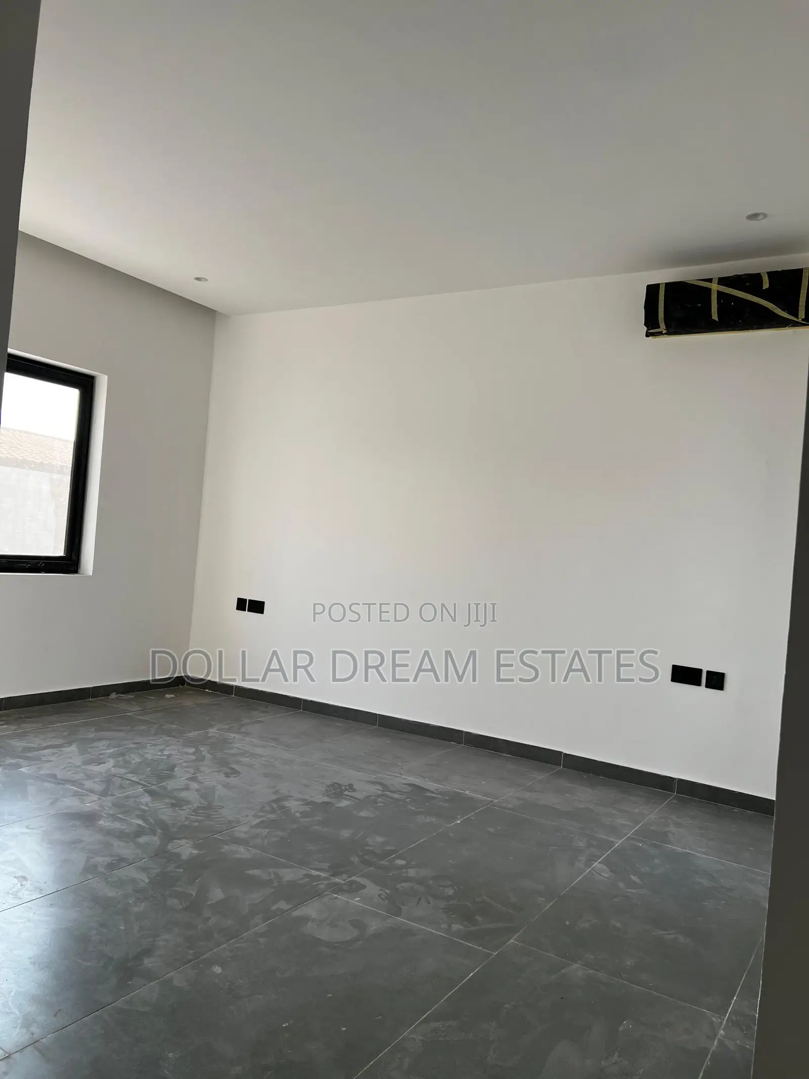 5bdrm Mansion in East Legon for sale