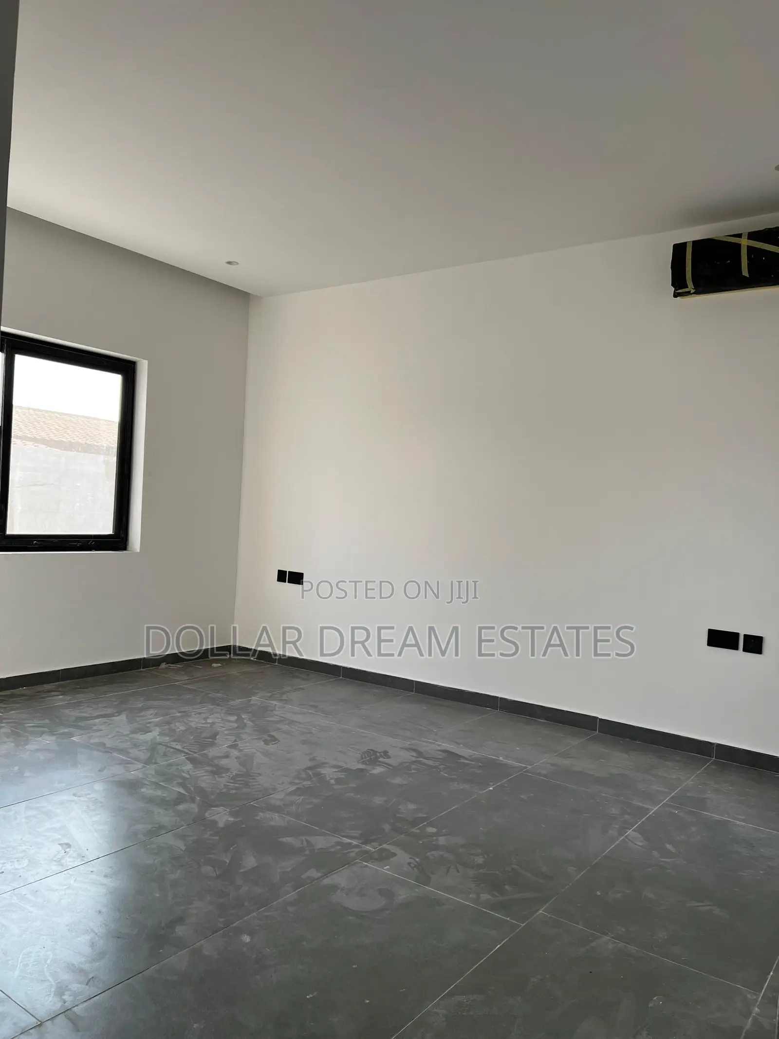 5bdrm Mansion in East Legon for sale