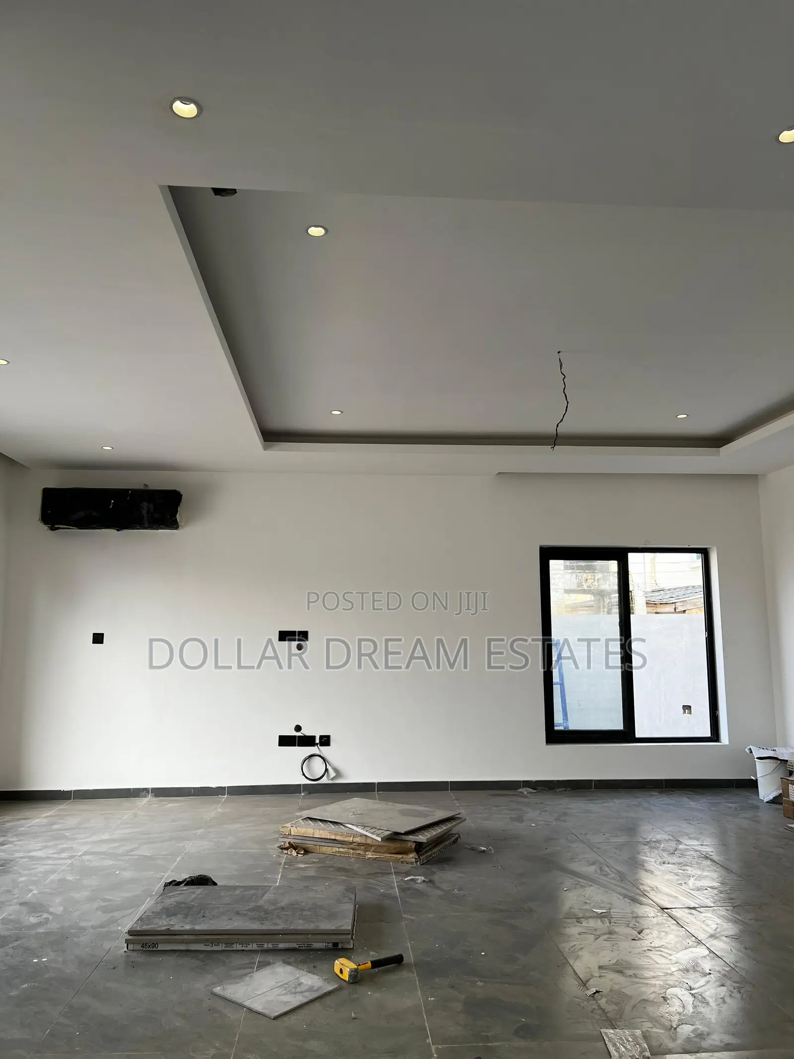 5bdrm Mansion in East Legon for sale