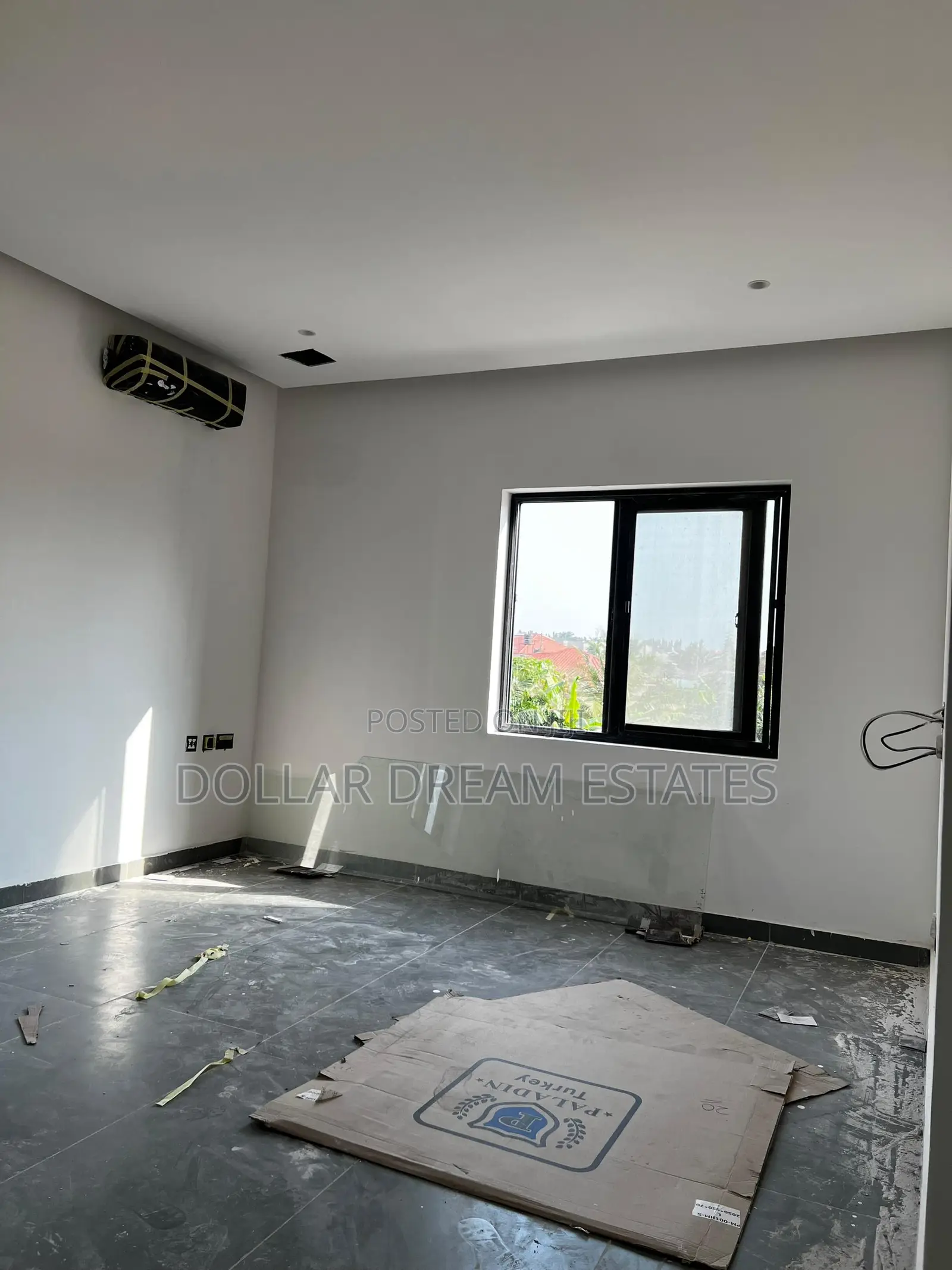 5bdrm Mansion in East Legon for sale
