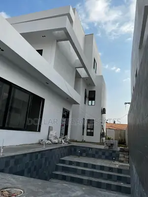 5bdrm Mansion in East Legon for sale