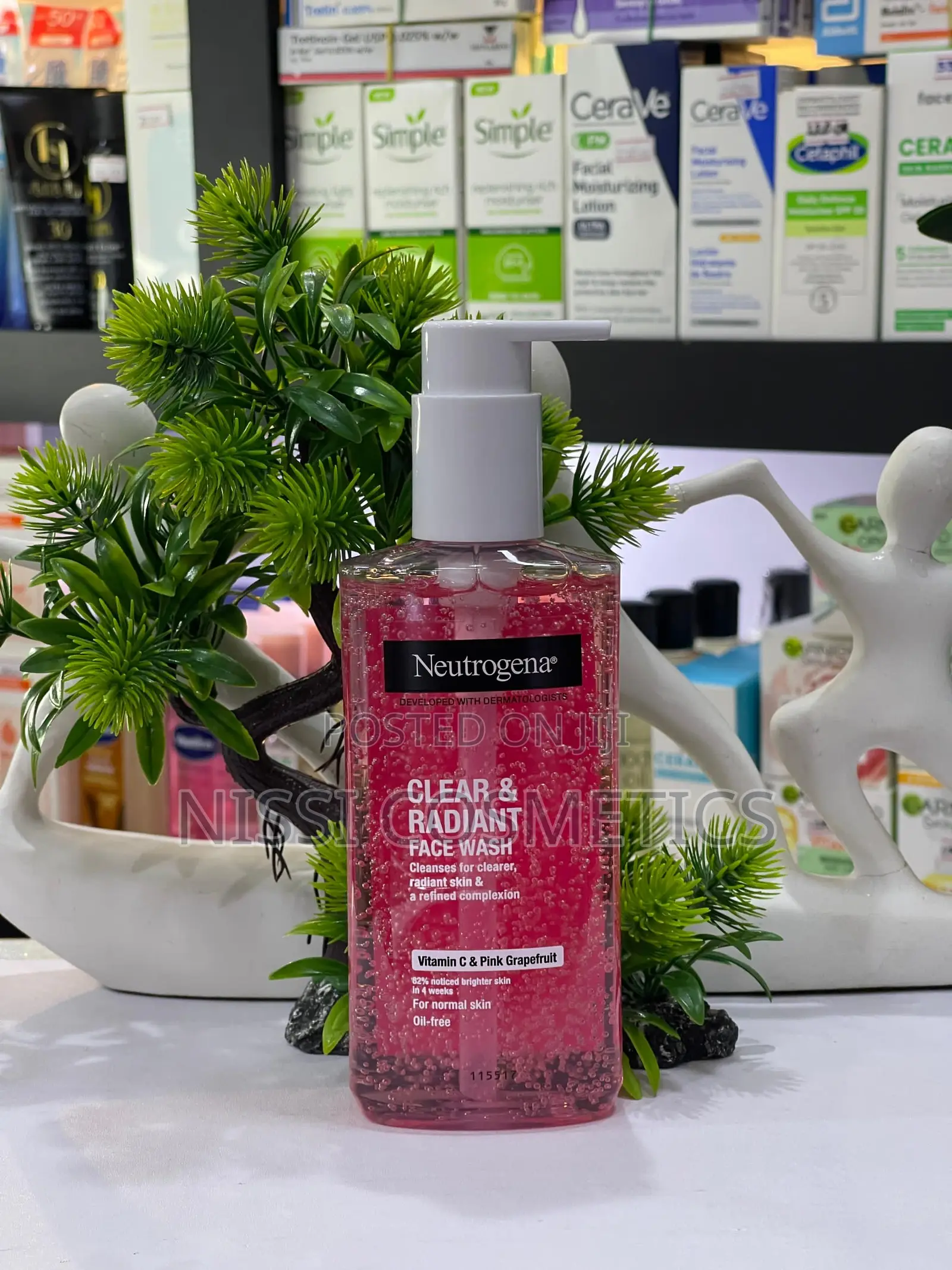 Neutrogena Clear and Radian Cleanser