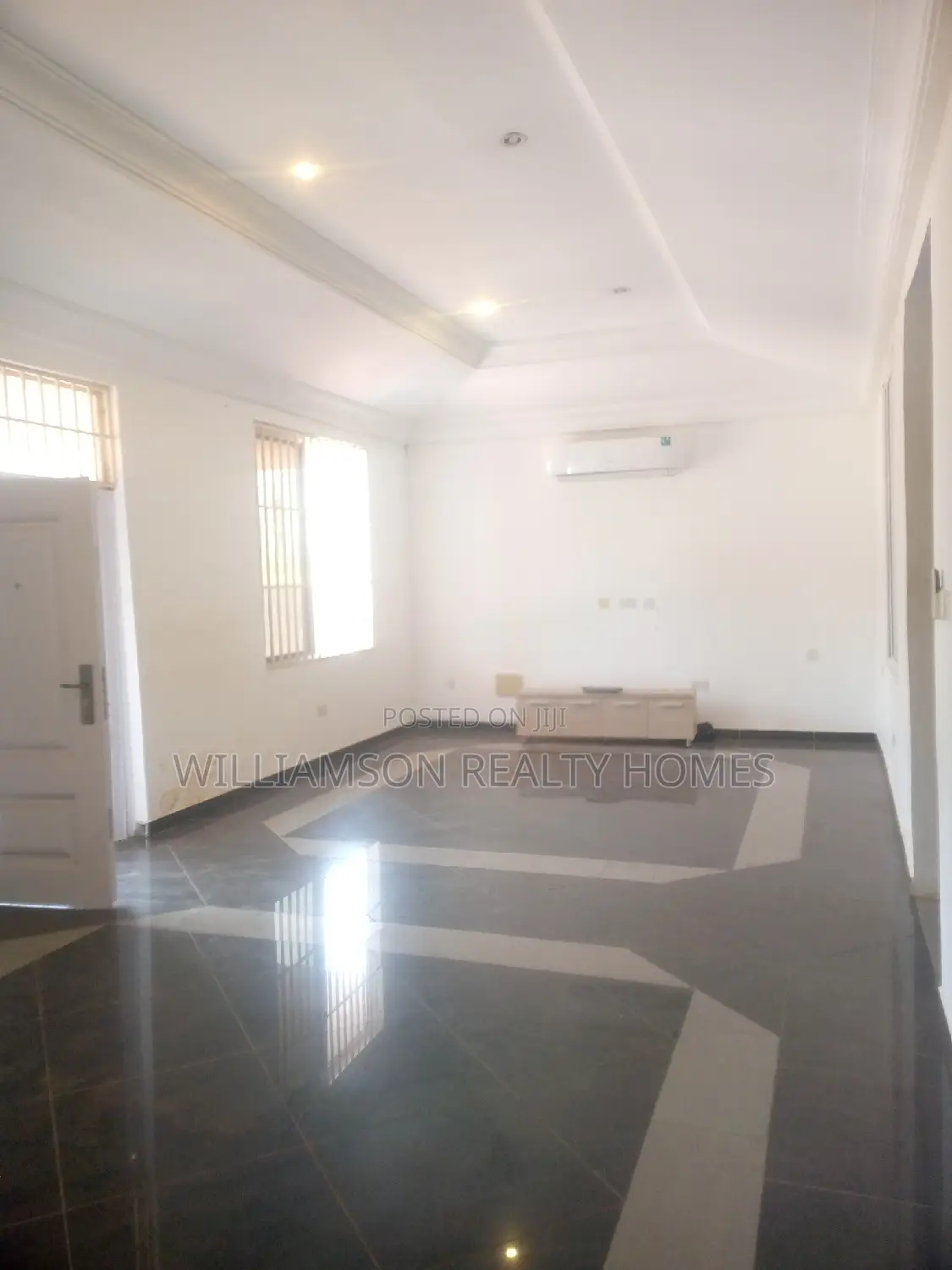 3bdrm House in Baatsonaa Total Area, Spintex for rent
