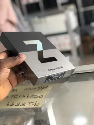 New Samsung Galaxy Z Fold 3 256 GB Black