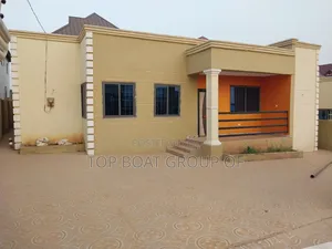 Furnished 4bdrm House in Kronum Top Boat, Kumasi Metropolitan for sale