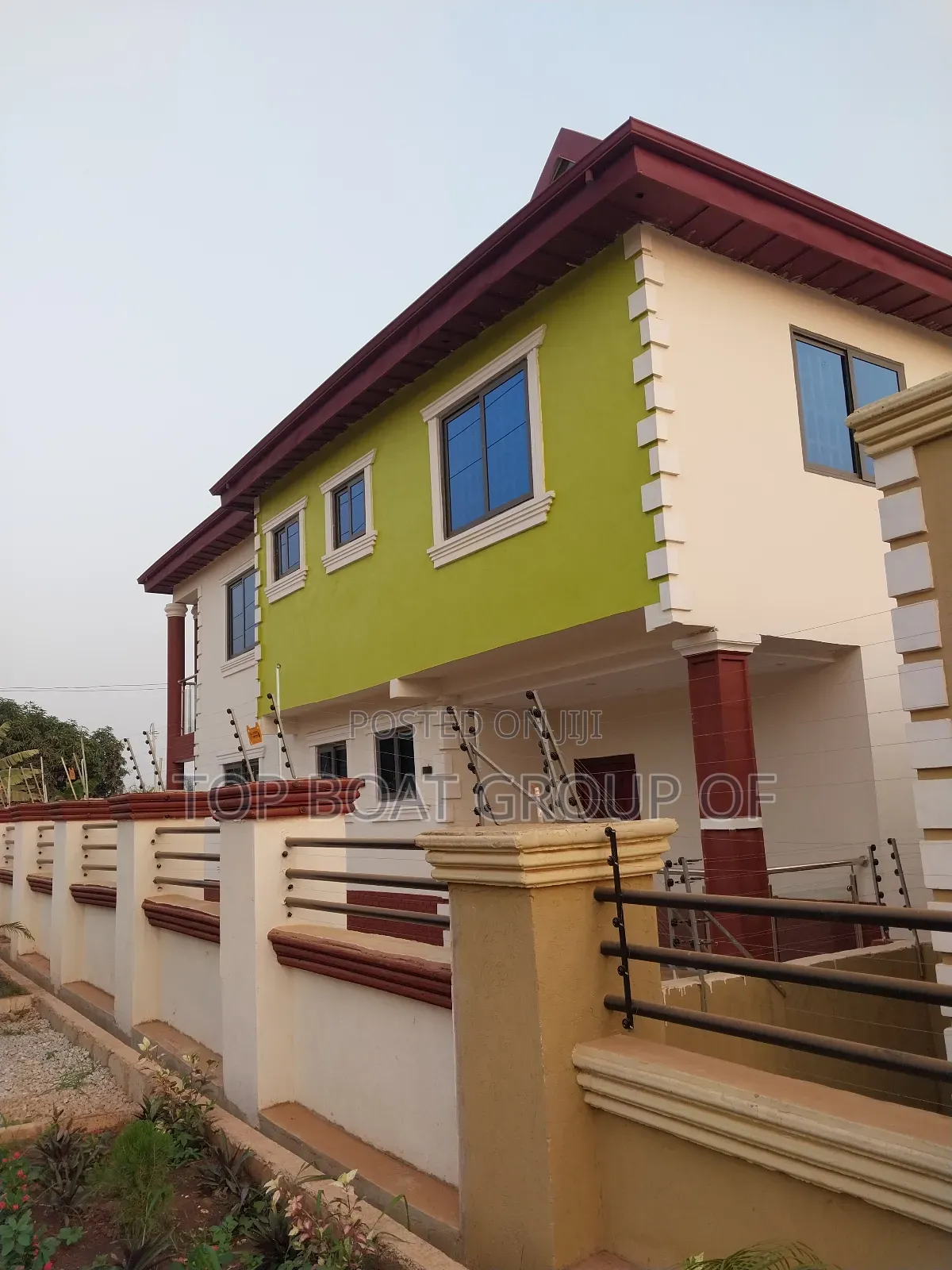 Furnished 5bdrm House in Kronum Top Boat, Kumasi Metropolitan for sale