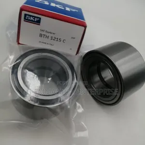 Toyota Corolla 2013-15 Hub Bering. Original.