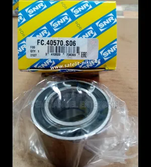 Toyota Corolla 2011-15 Hub Bering. Original.