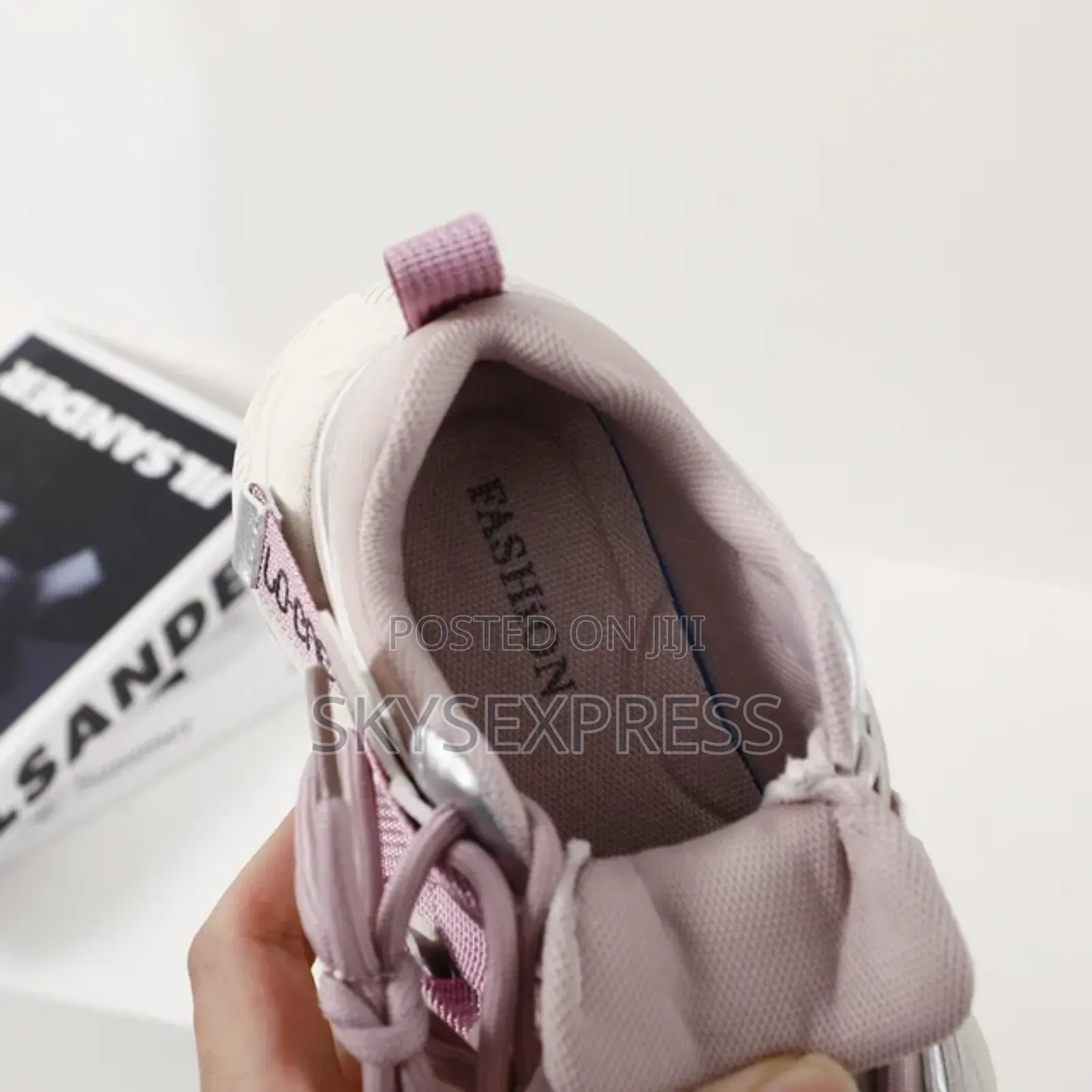 Beautiful Girls Sneakers