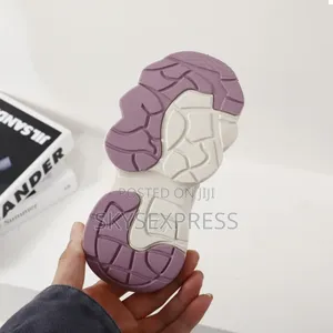 Beautiful Girls Sneakers