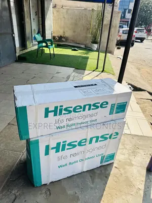 High Efficiency Split R410 Gas Hisense 1.5hp AC White
