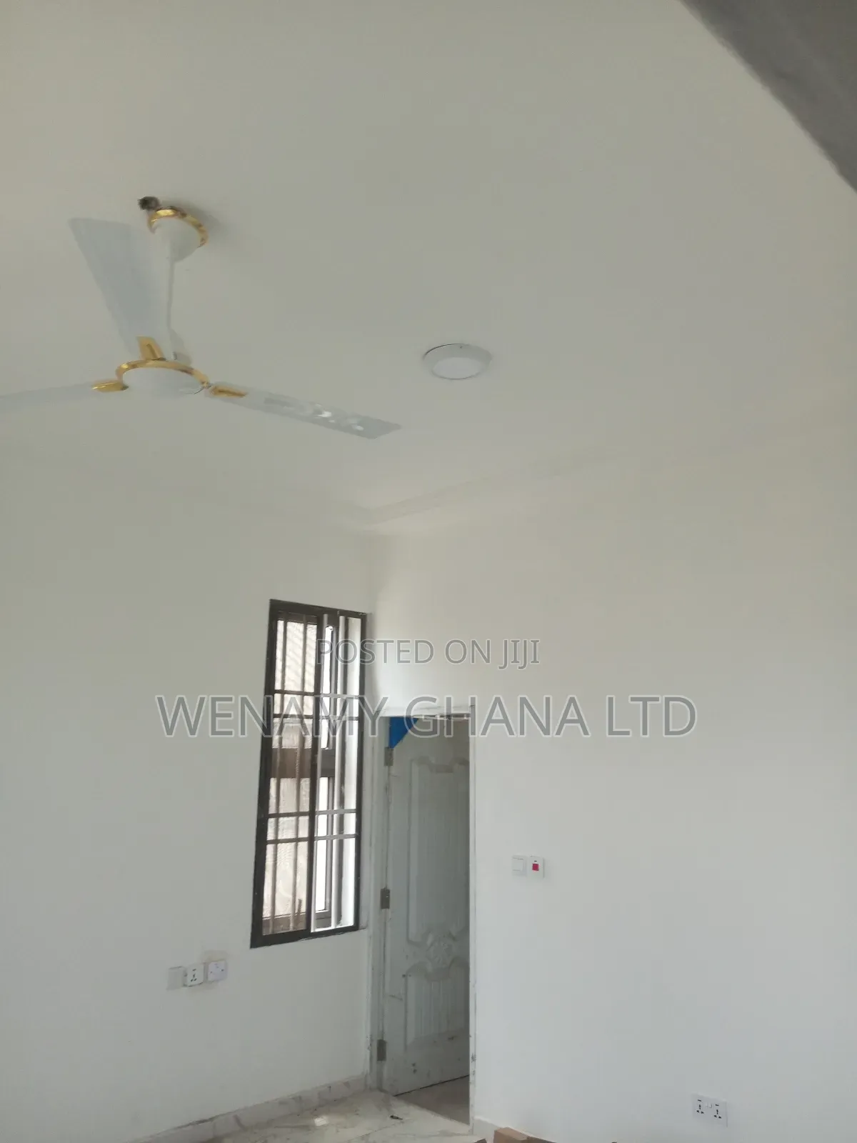 3bdrm Apartment in Community 25, Tema Metropolitan for rent